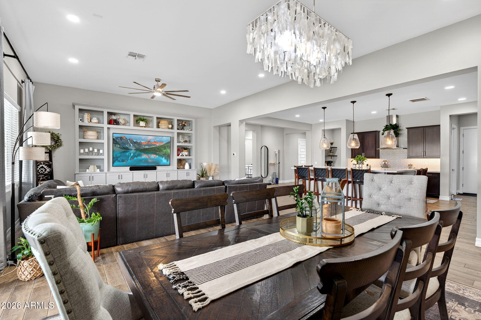 23064 E VIA LAS BRISAS