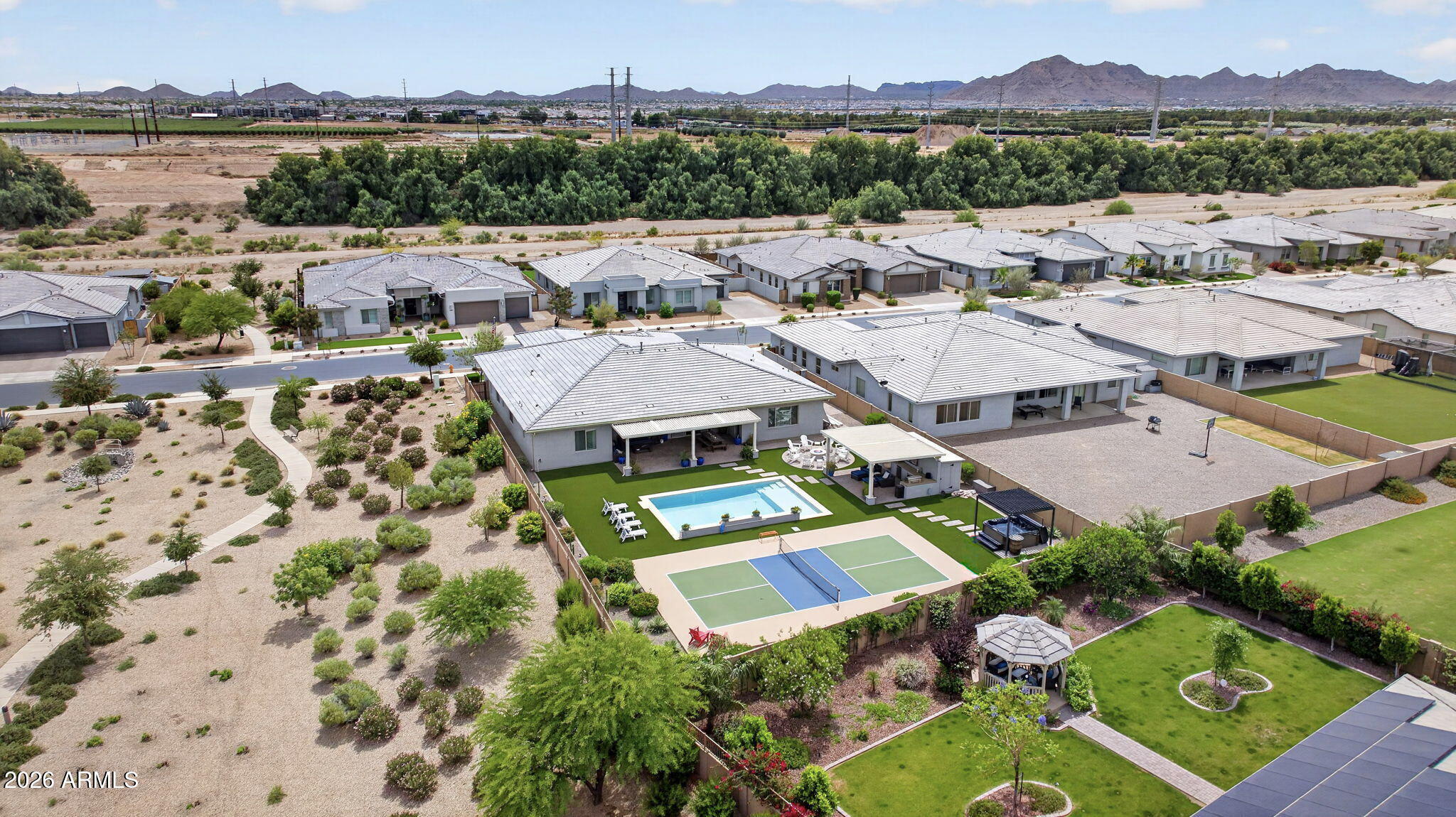 23064 E VIA LAS BRISAS