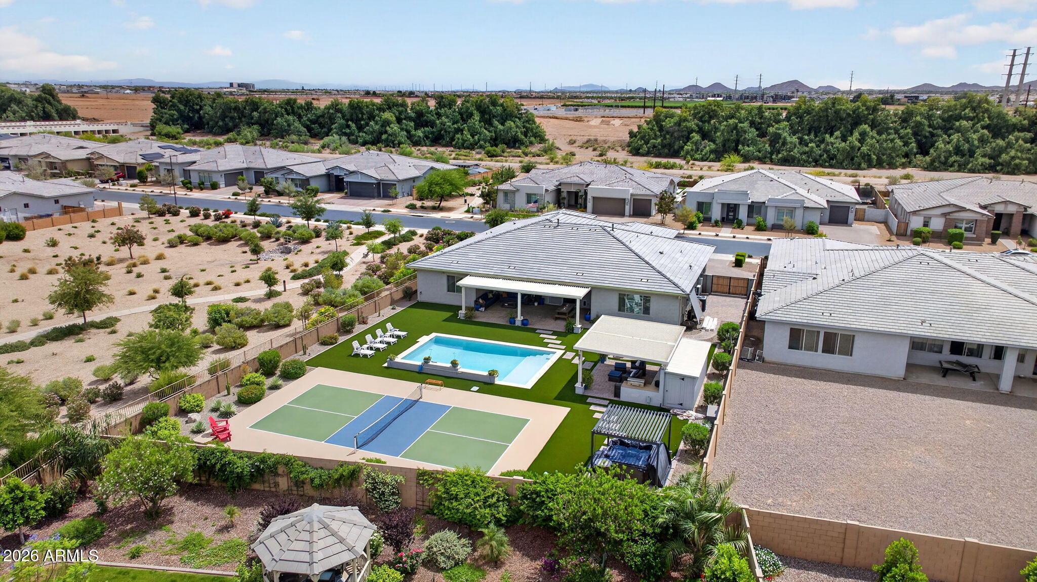 23064 E VIA LAS BRISAS