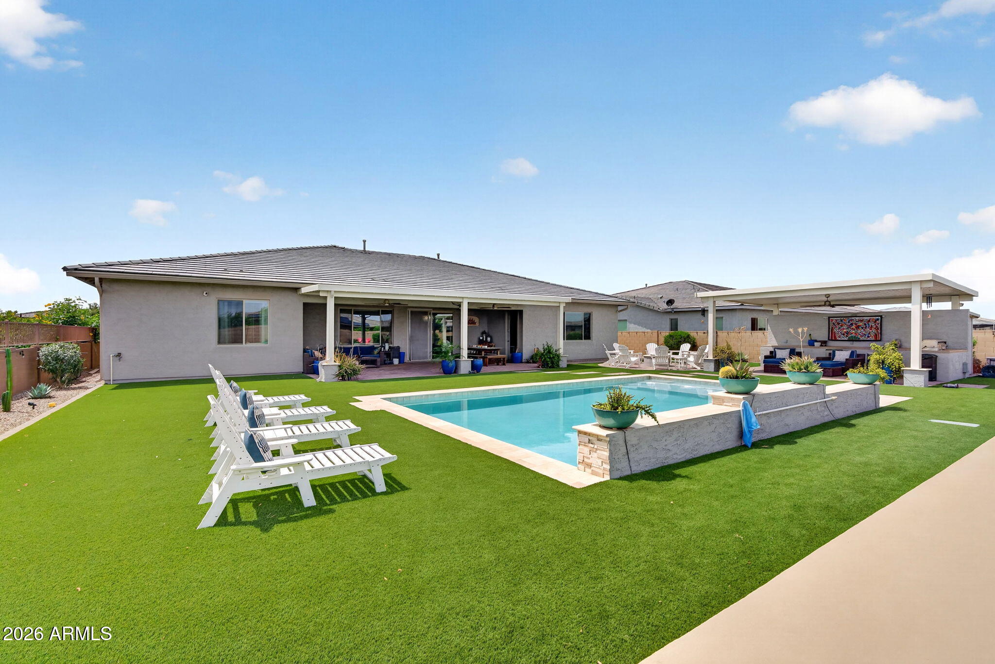 23064 E VIA LAS BRISAS