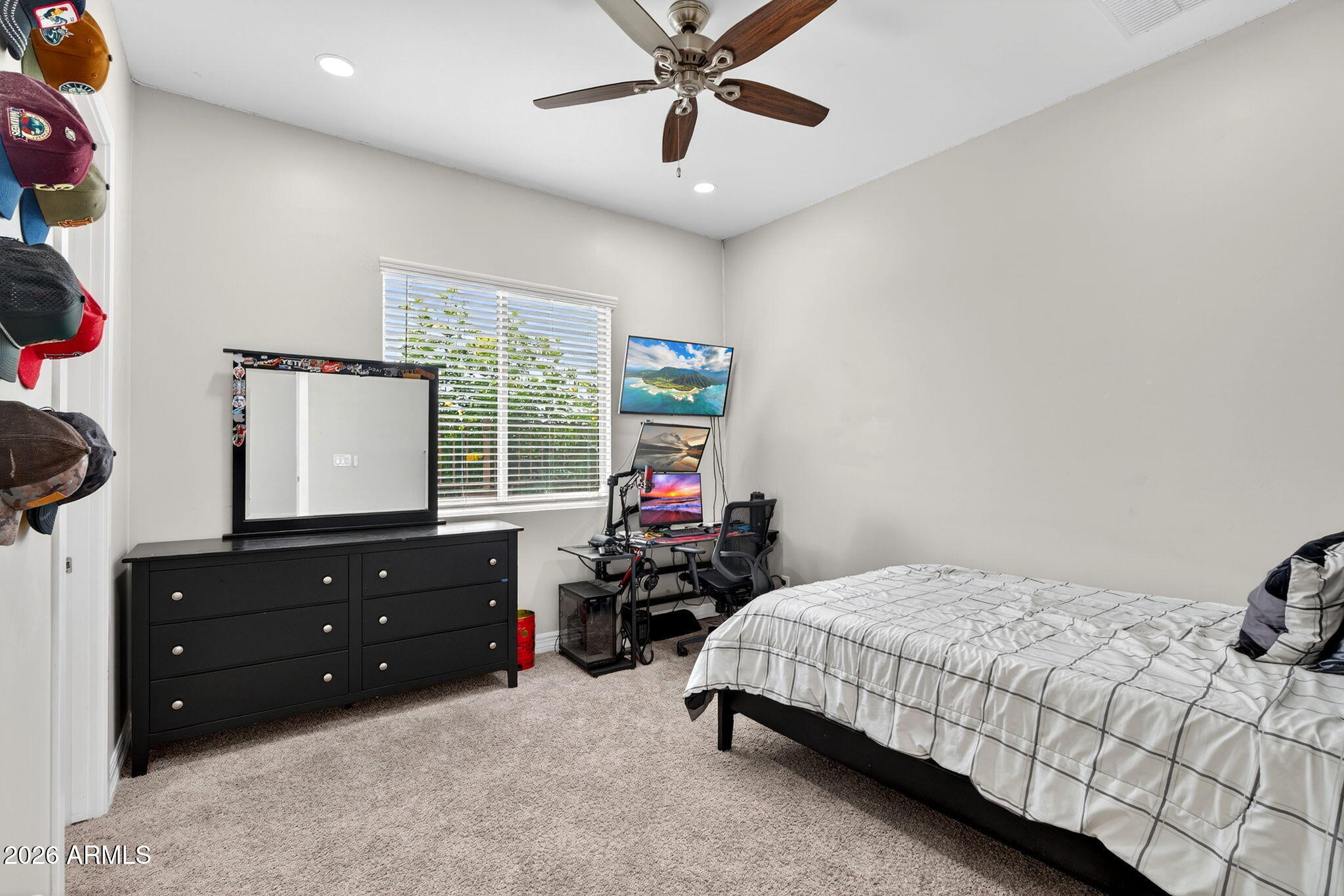 23064 E VIA LAS BRISAS