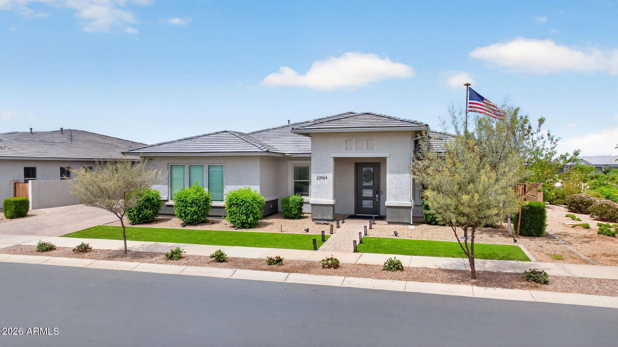 23064 E VIA LAS BRISAS