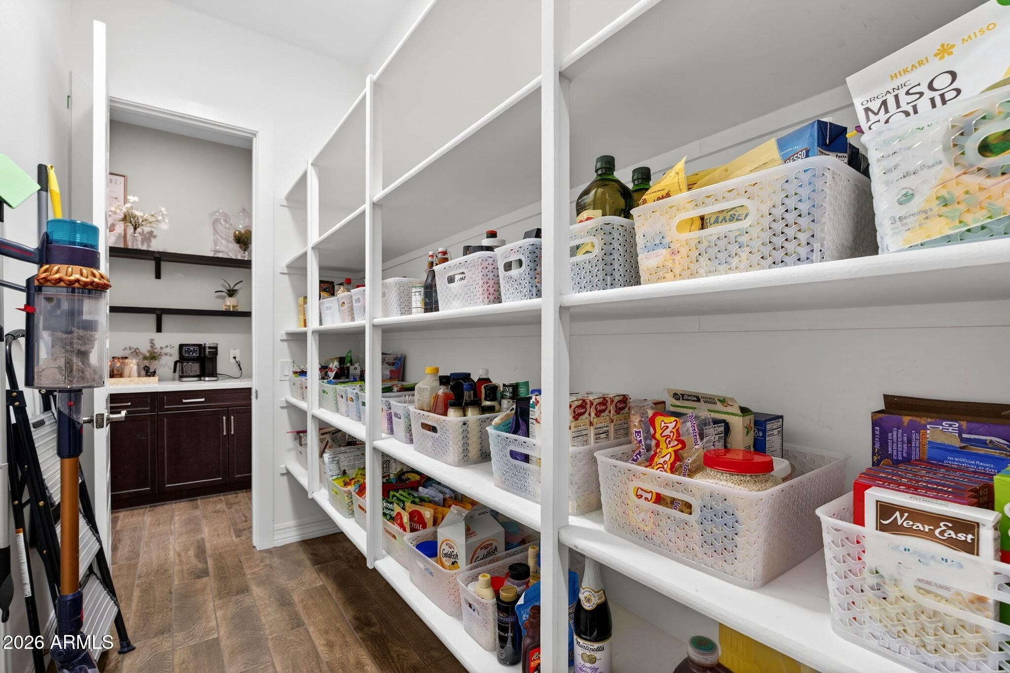 23064 E VIA LAS BRISAS