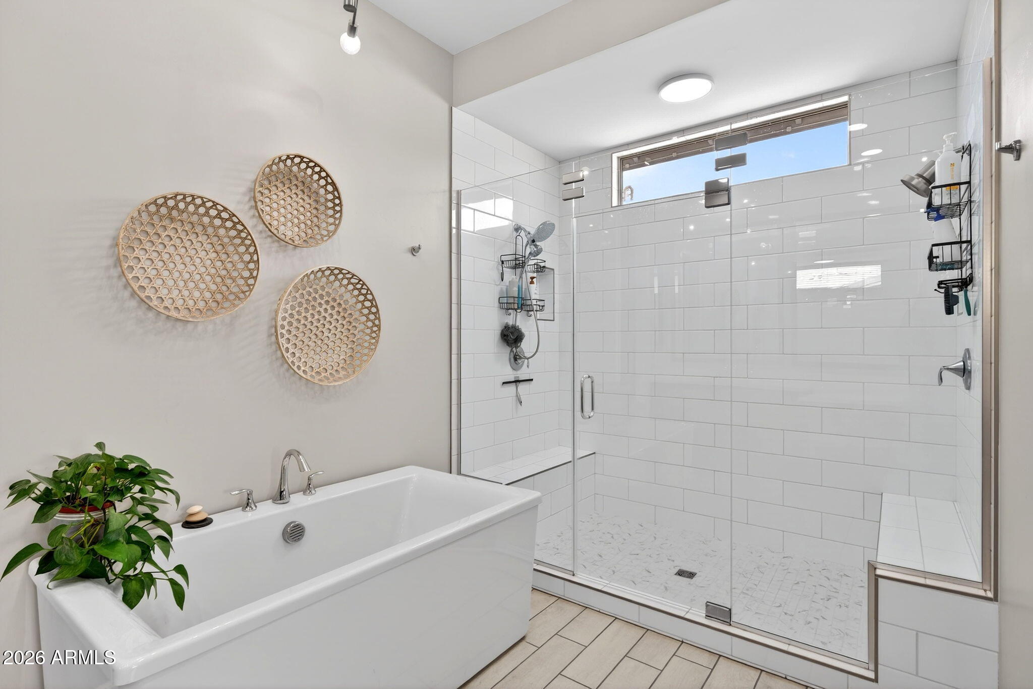 23064 E VIA LAS BRISAS