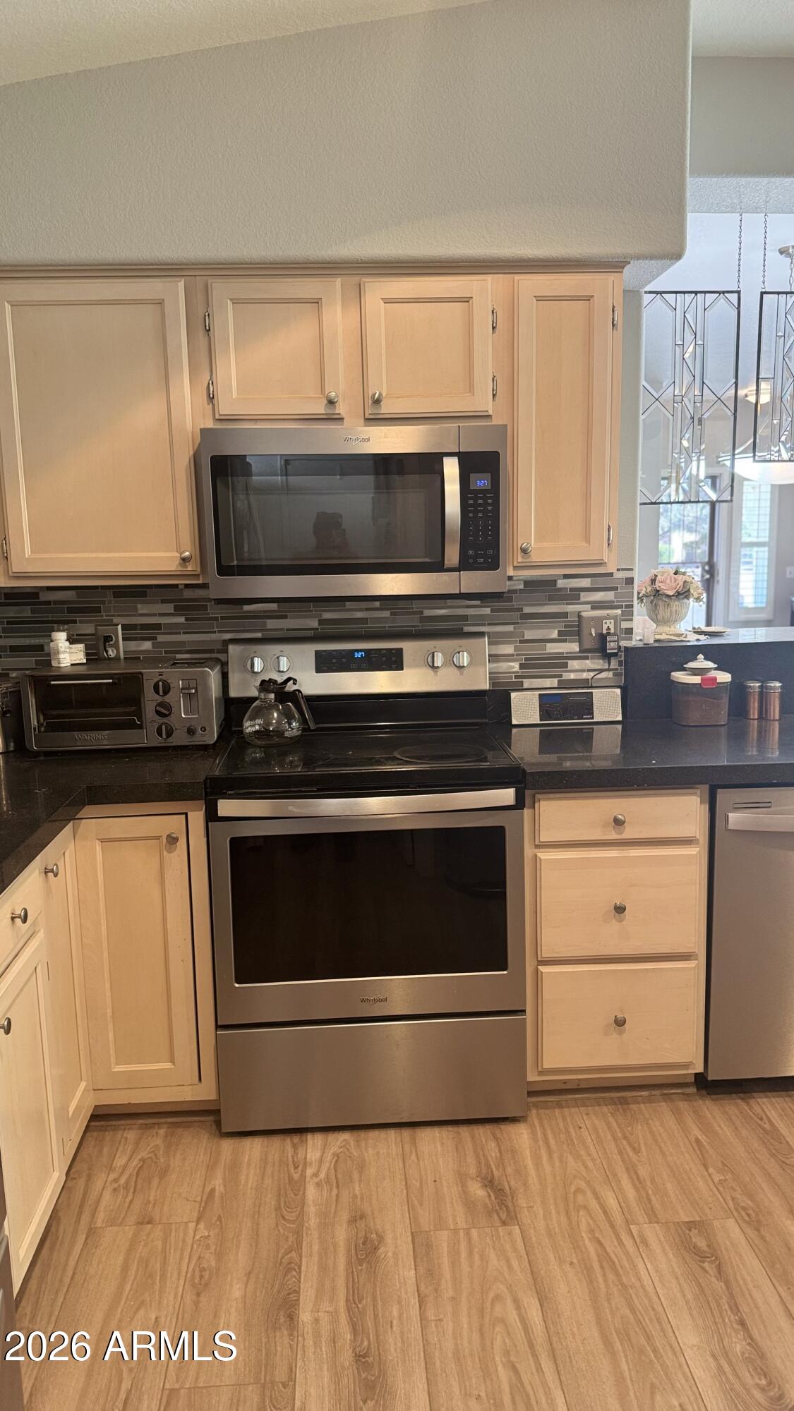 20038 N GREENVIEW Drive