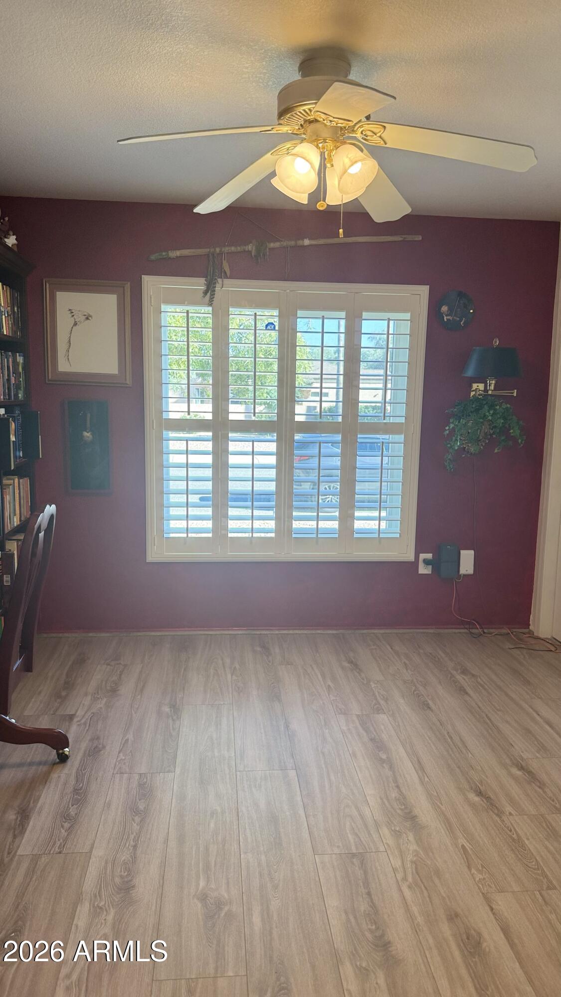 20038 N GREENVIEW Drive