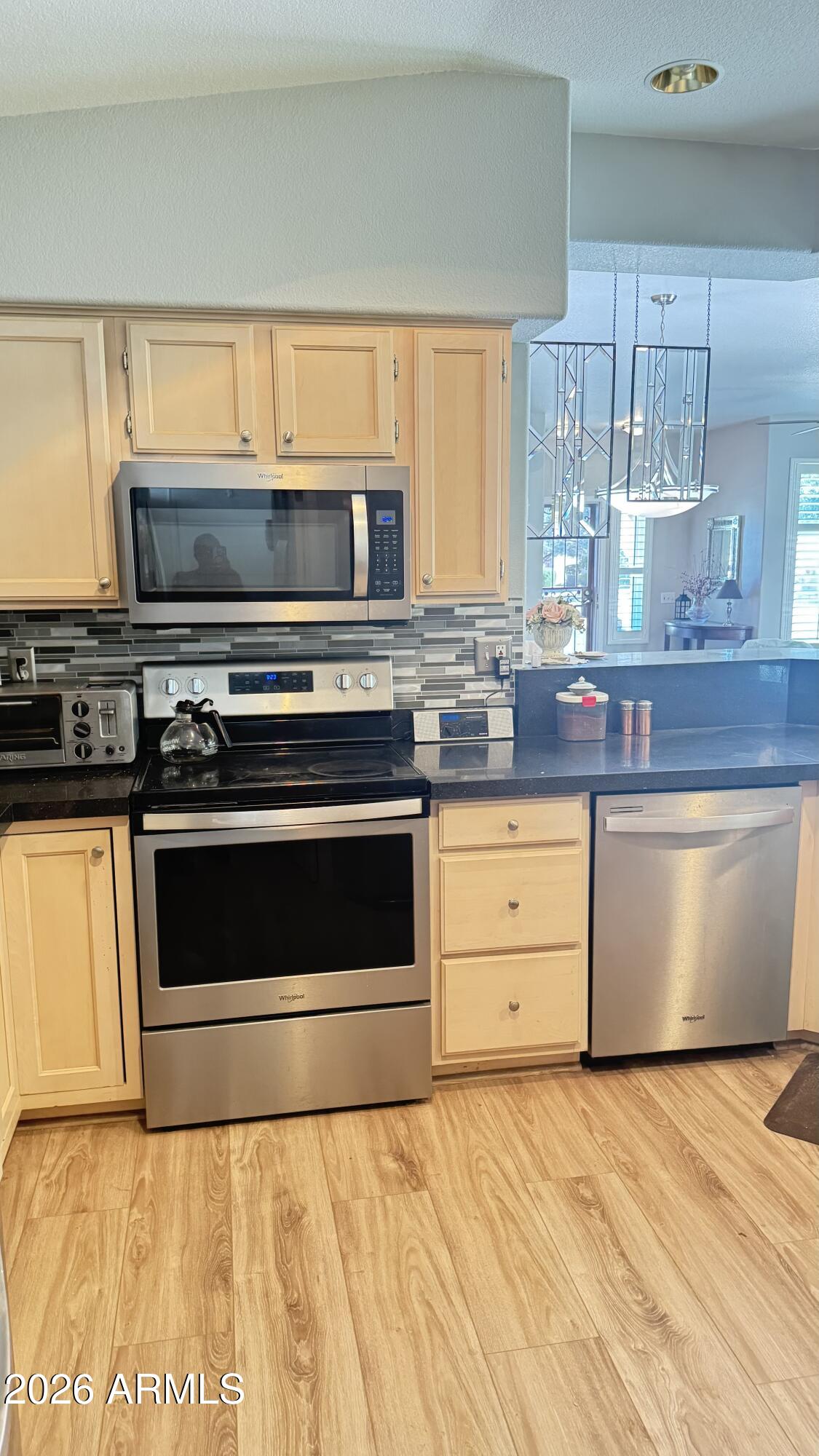 20038 N GREENVIEW Drive