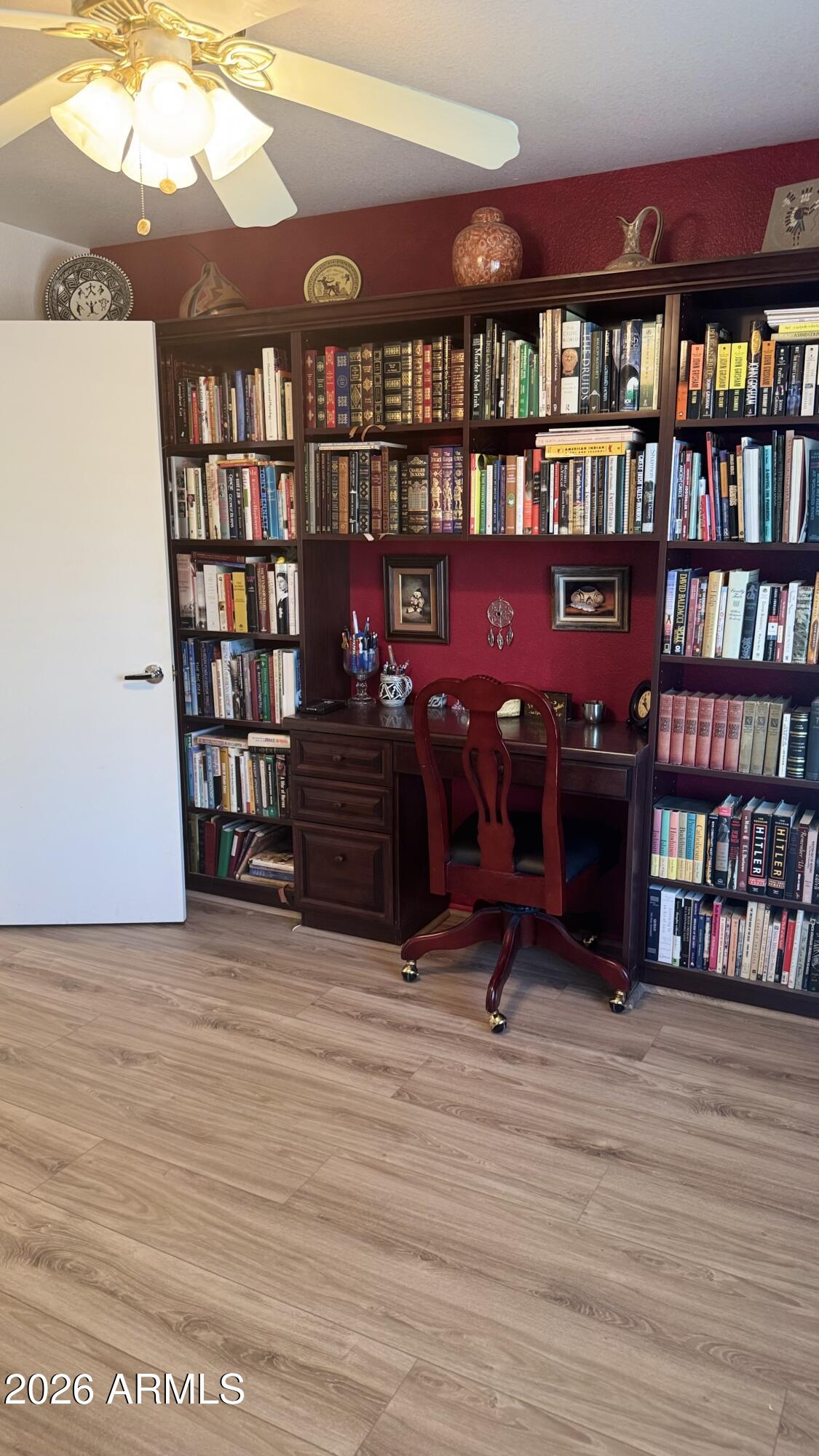 20038 N GREENVIEW Drive