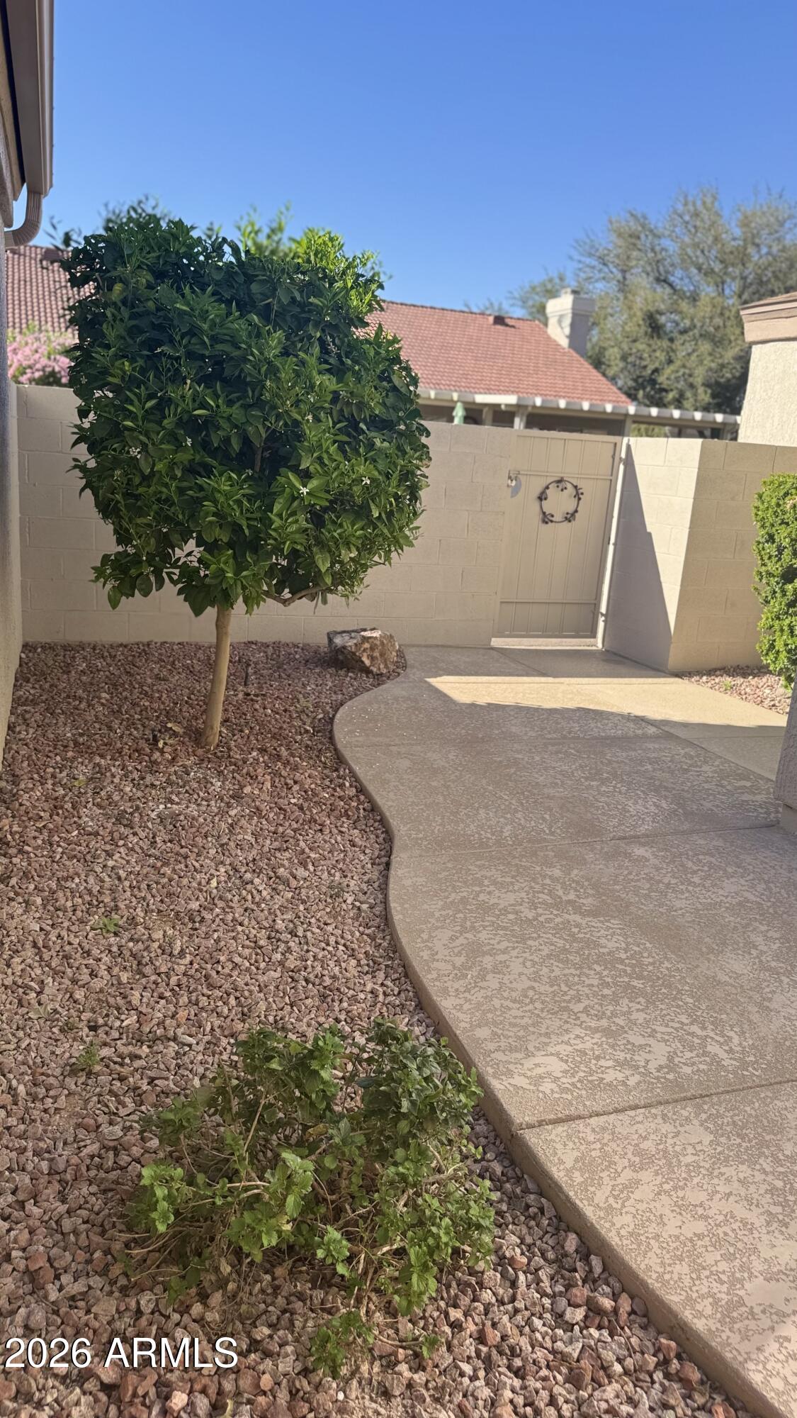 20038 N GREENVIEW Drive