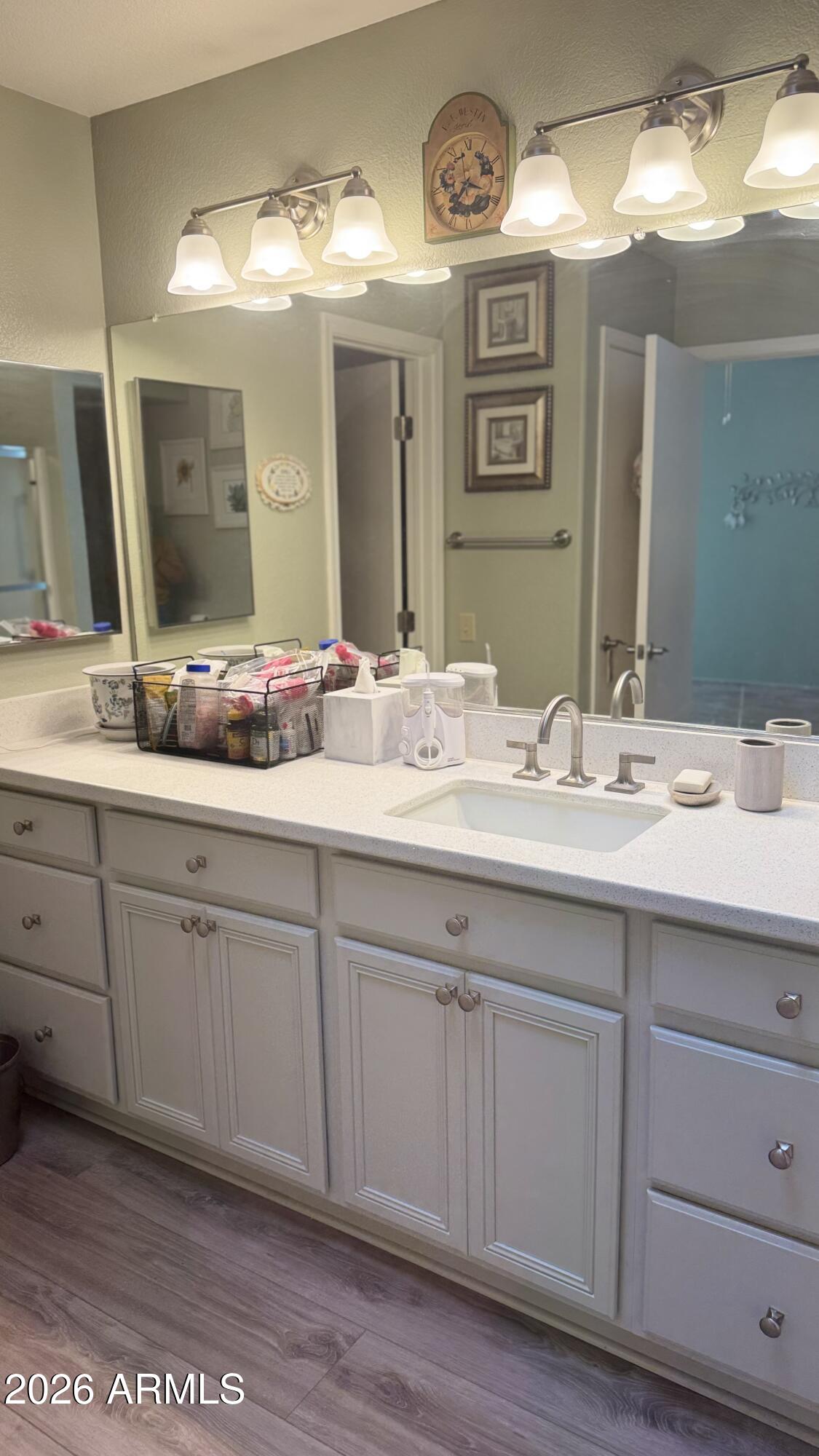 20038 N GREENVIEW Drive