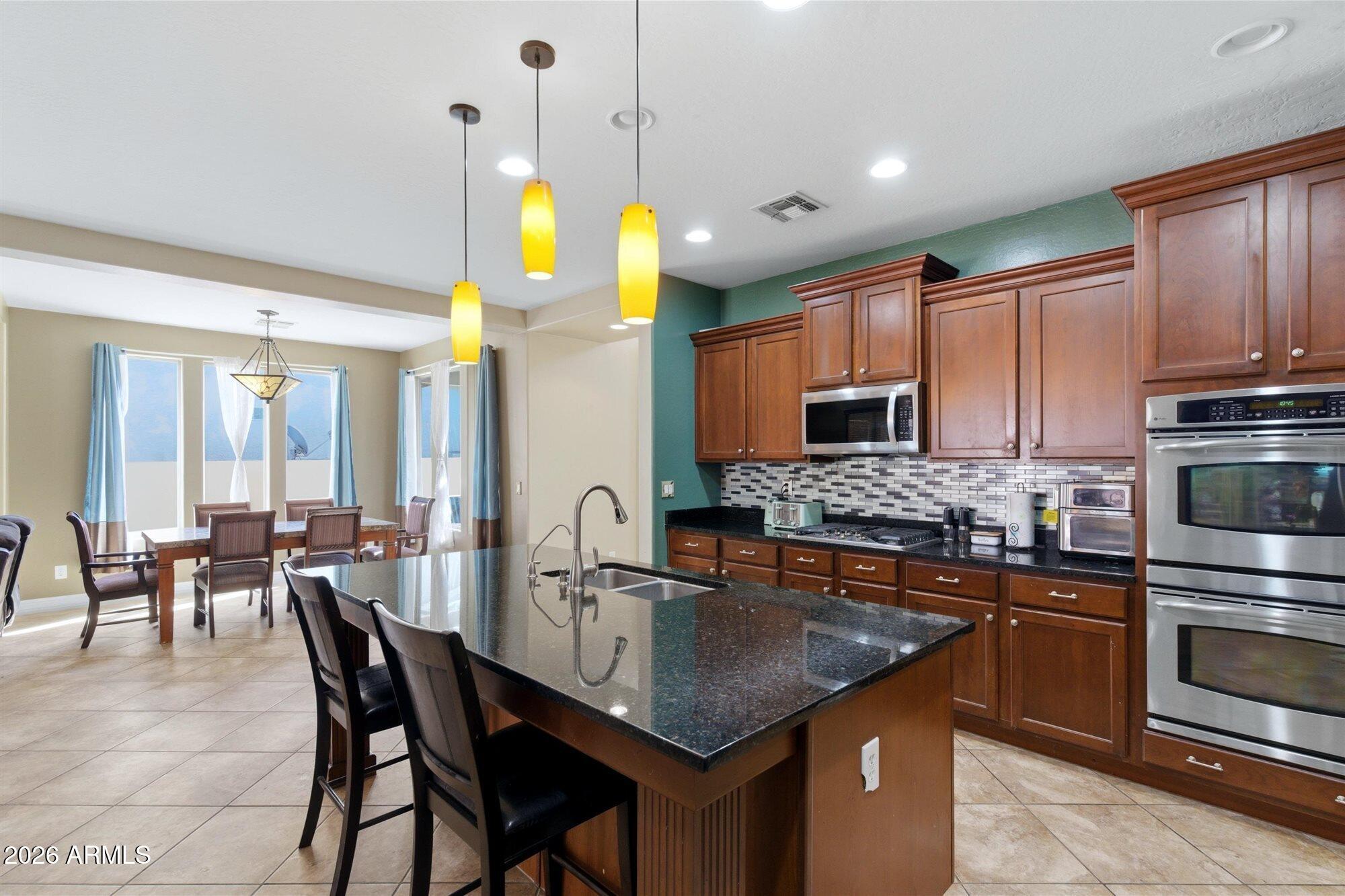 15244 W ALEXANDRIA Way