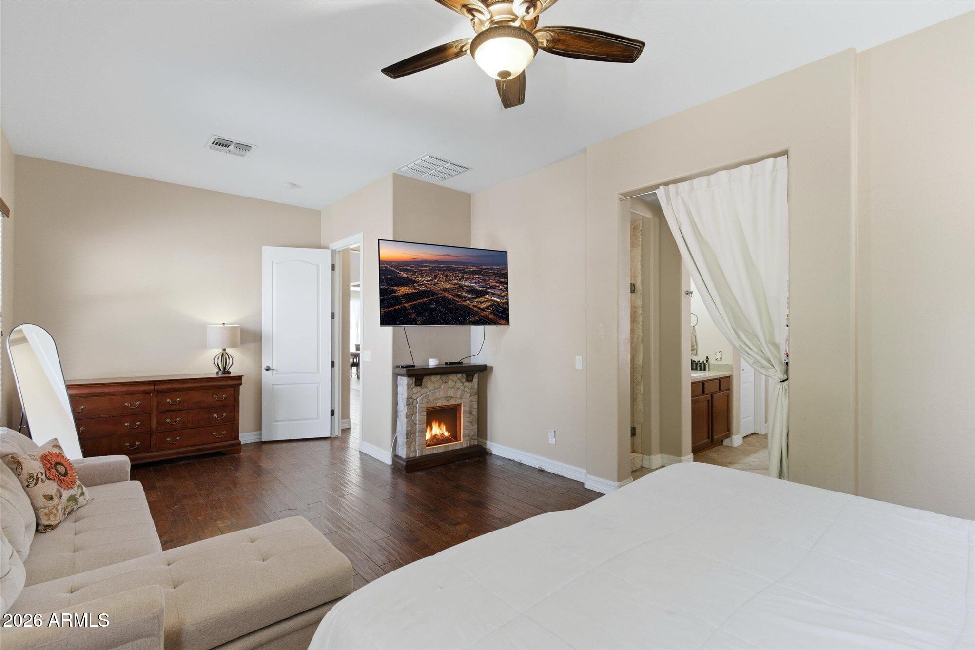 15244 W ALEXANDRIA Way