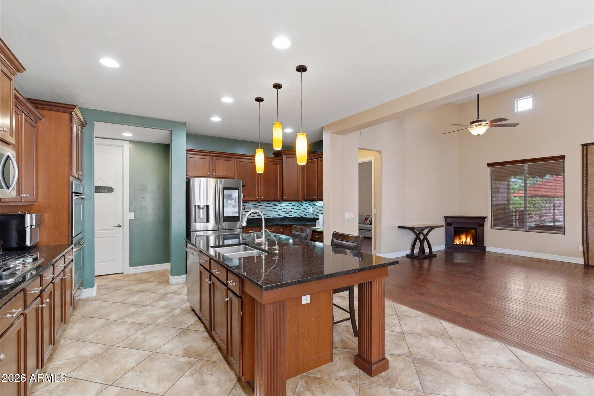 15244 W ALEXANDRIA Way