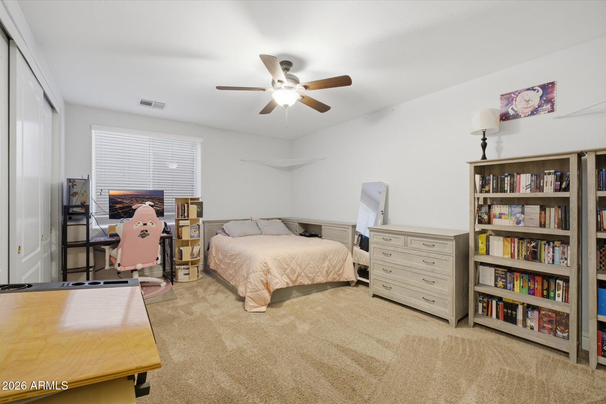 2106 E CRESCENT Place