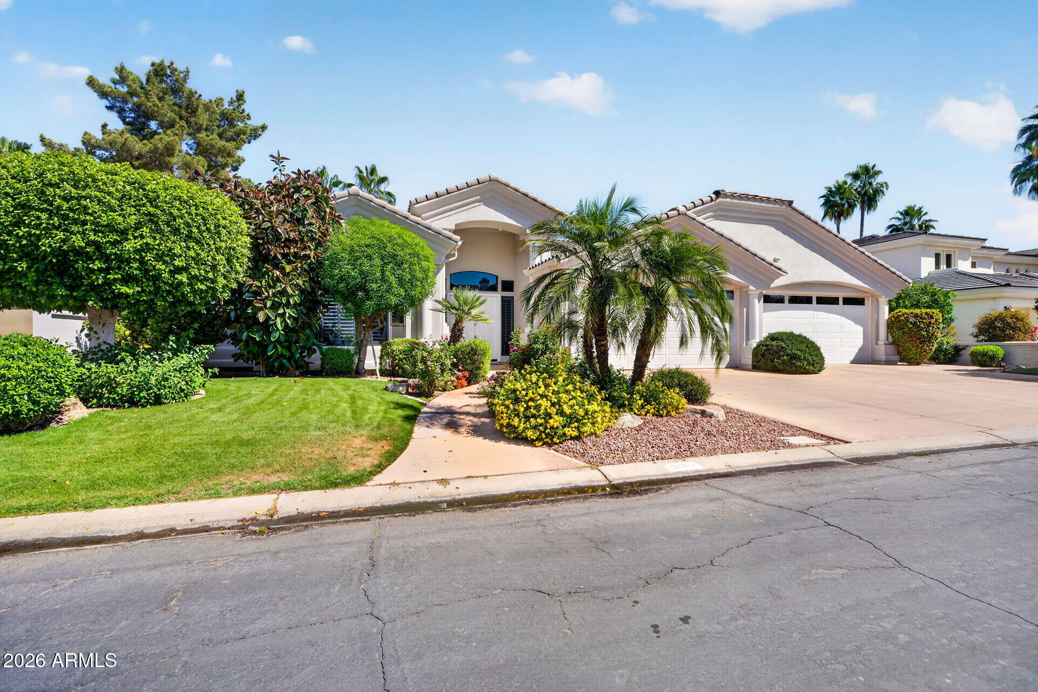 1318 E TREASURE COVE Drive