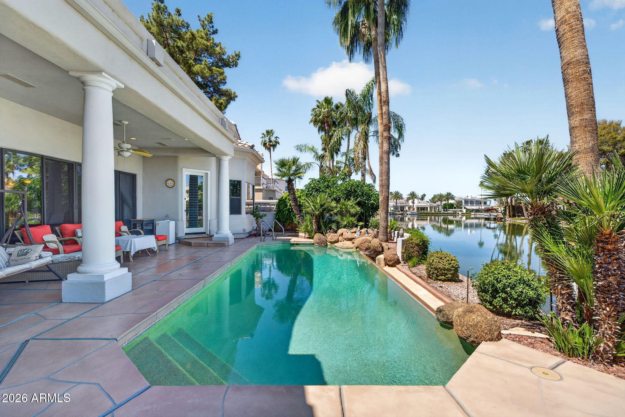 1318 E TREASURE COVE Drive