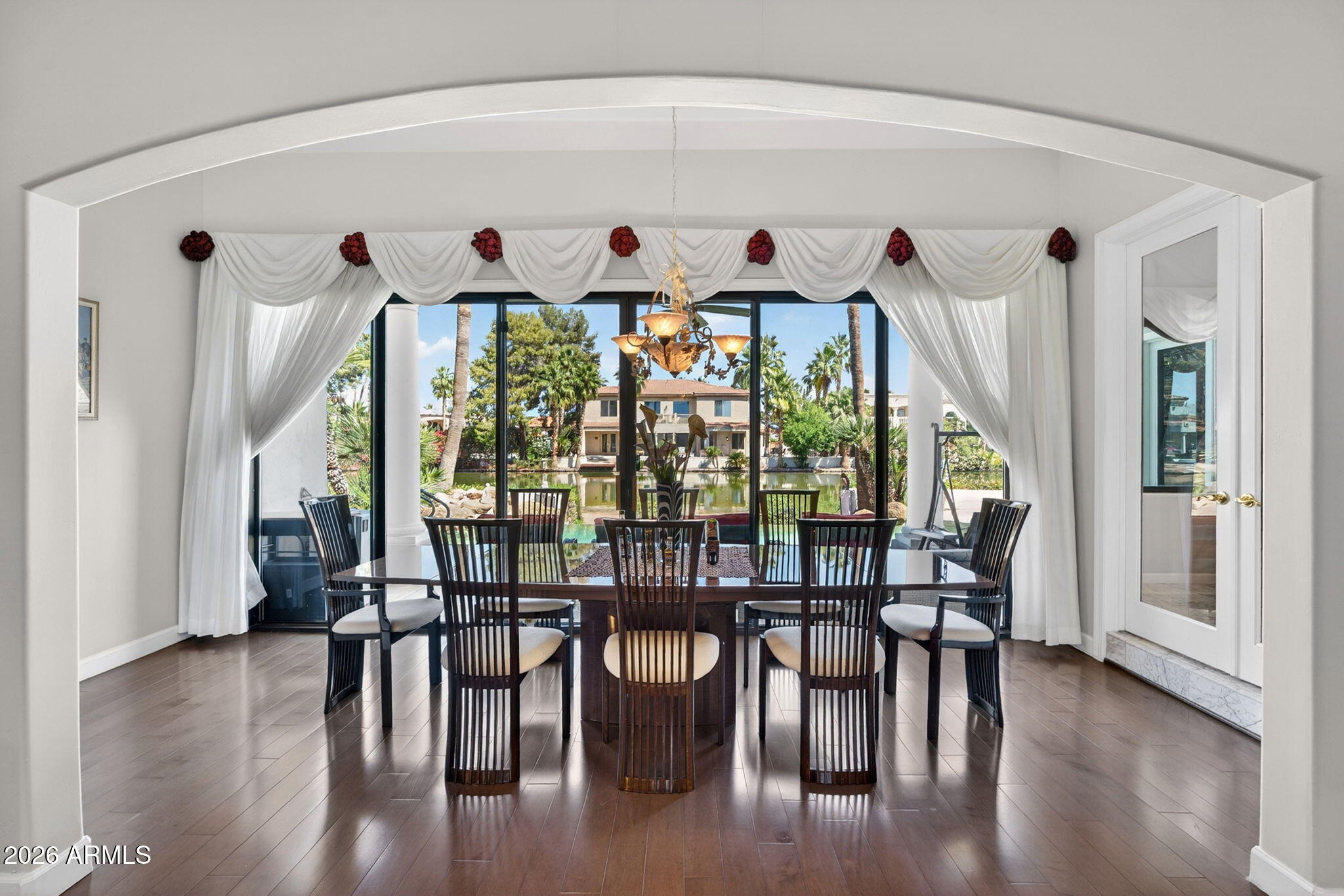 1318 E TREASURE COVE Drive