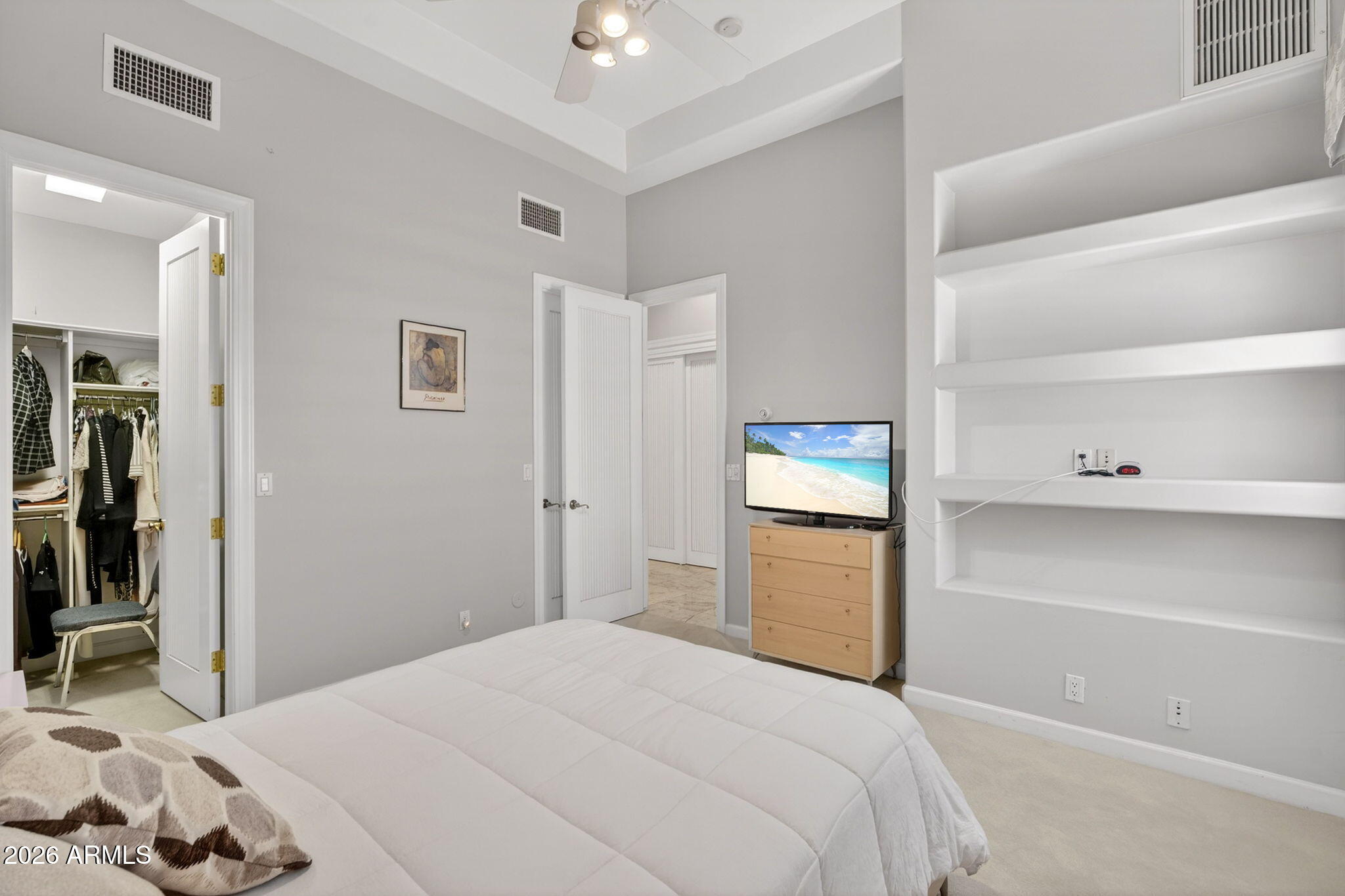 1318 E TREASURE COVE Drive