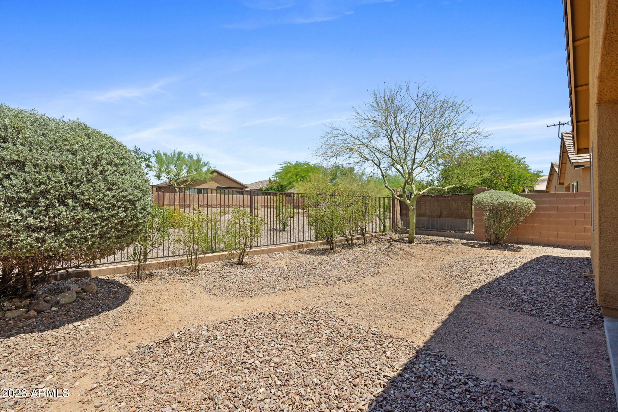 1702 W OWENS Way