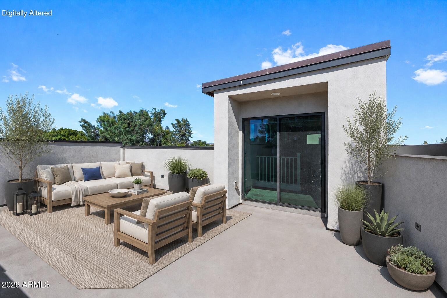 8340 E MCDONALD Drive 1001