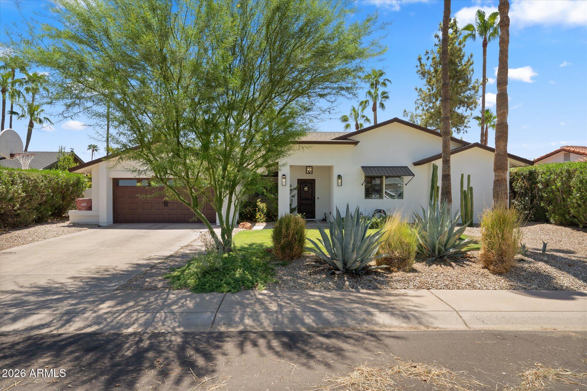 7435 E CORRINE Road