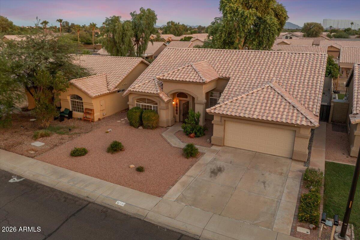2347 E RANCH Road