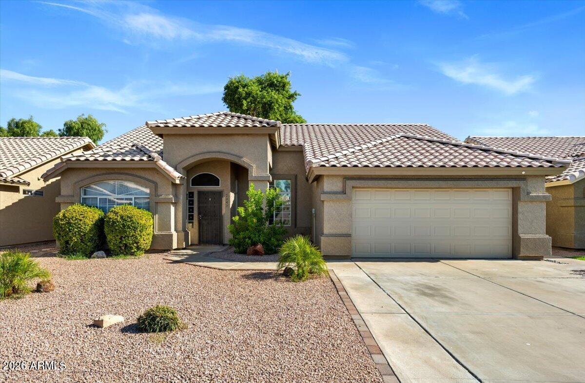 2347 E RANCH Road