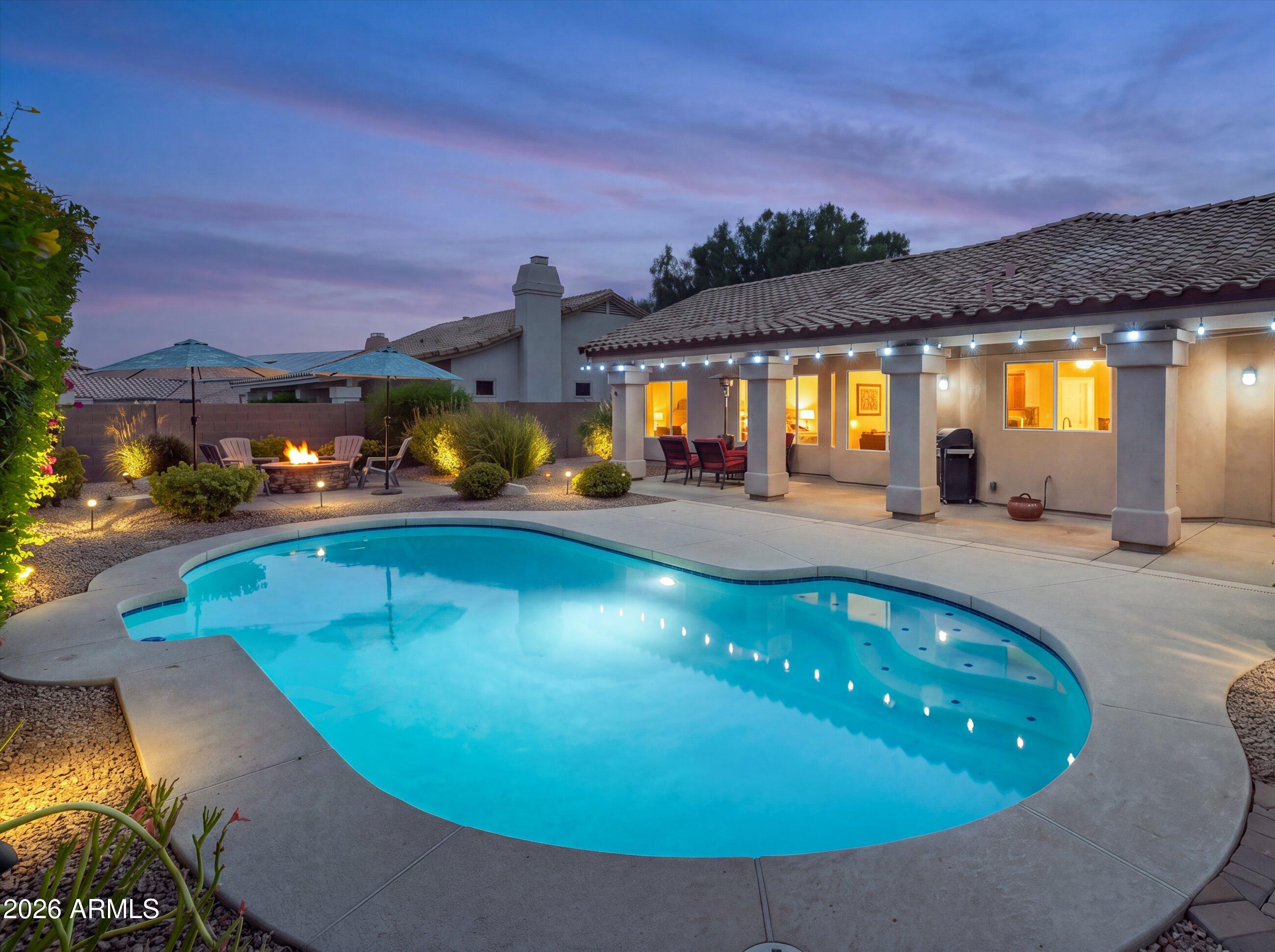 4429 E VISTA VAL VERDE