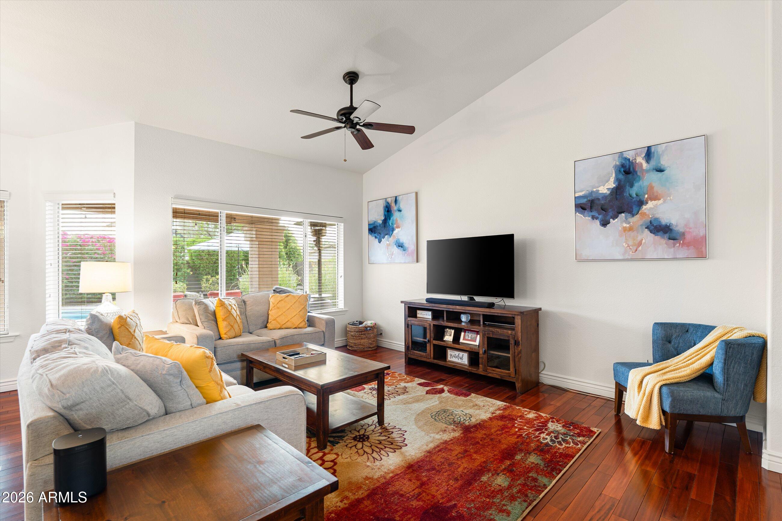 4429 E VISTA VAL VERDE