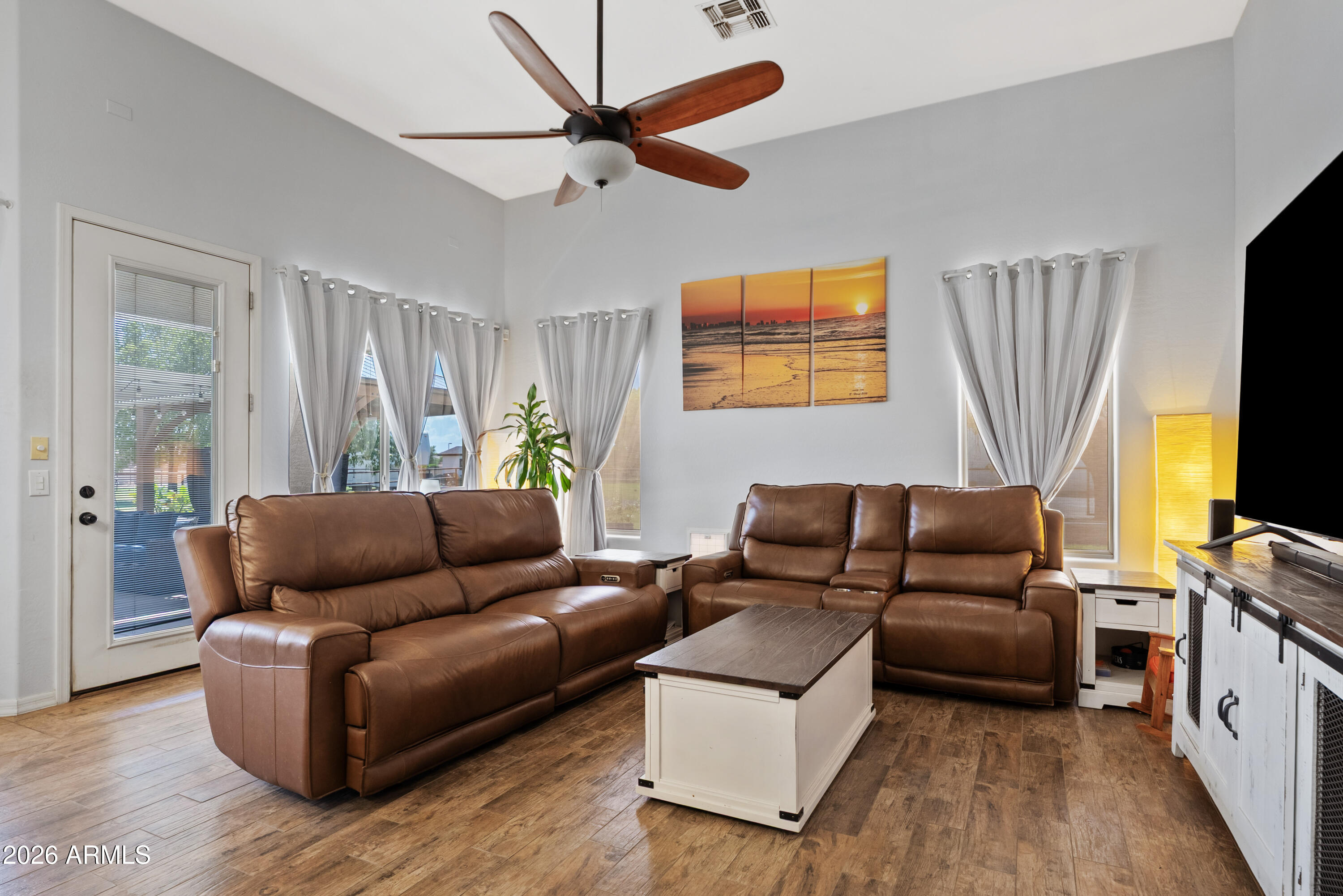 3785 E VIA DEL RANCHO Road