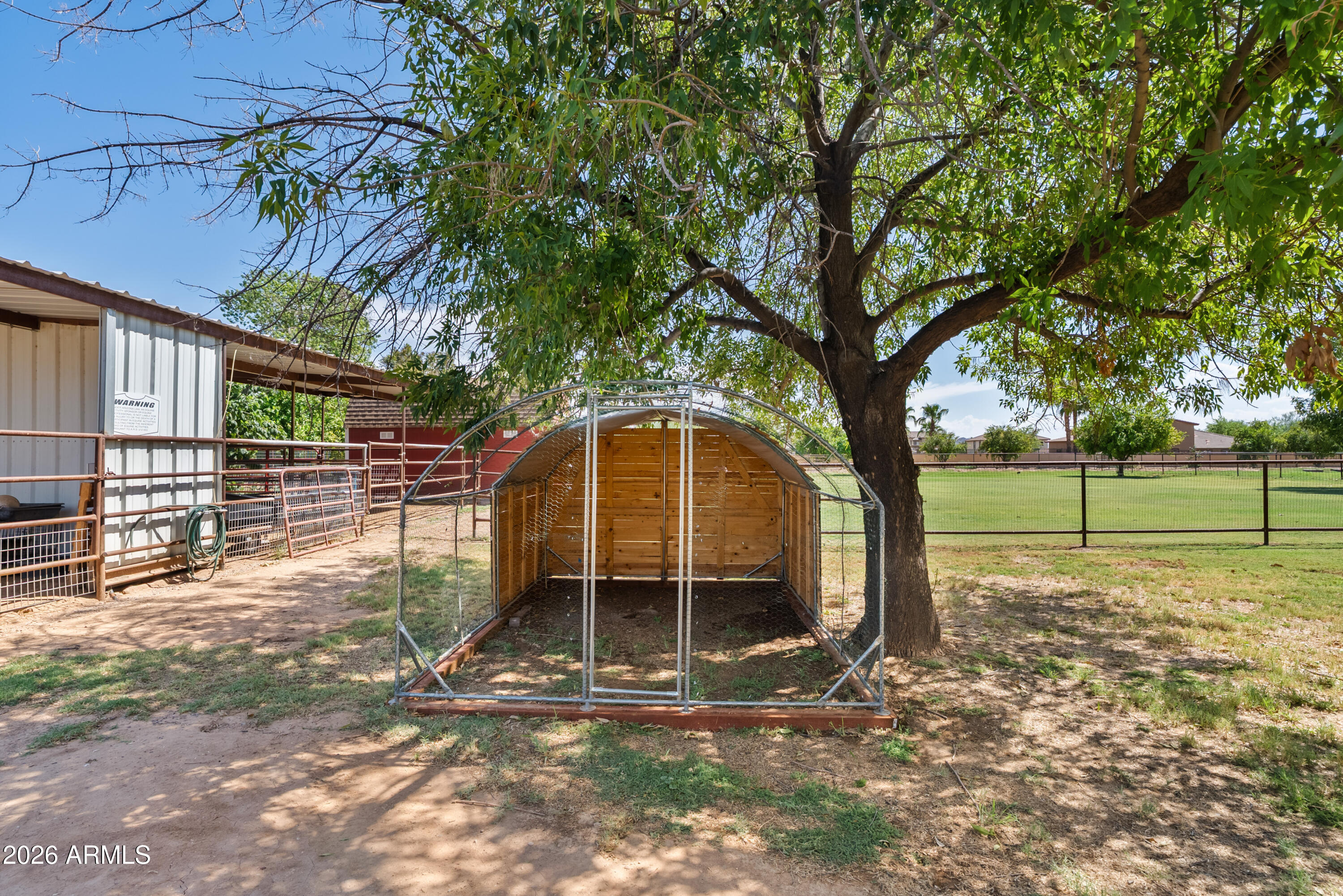 3785 E VIA DEL RANCHO Road
