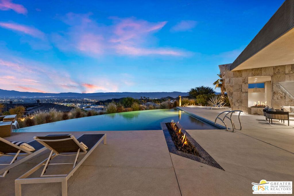 25 Sierra Vista Drive