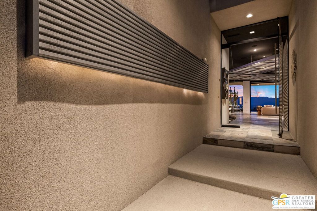 25 Sierra Vista Drive