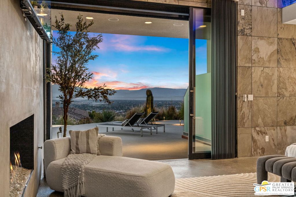 25 Sierra Vista Drive