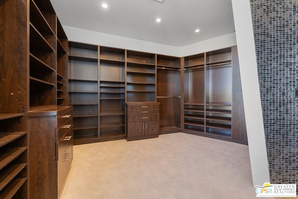 25 Sierra Vista Drive