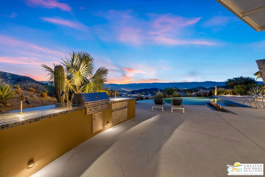 25 Sierra Vista Drive