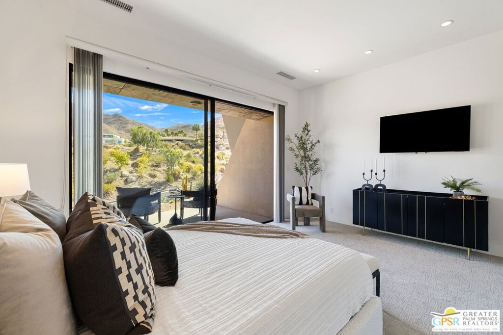 25 Sierra Vista Drive