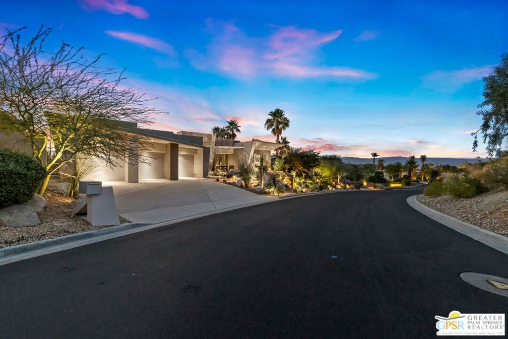 25 Sierra Vista Drive