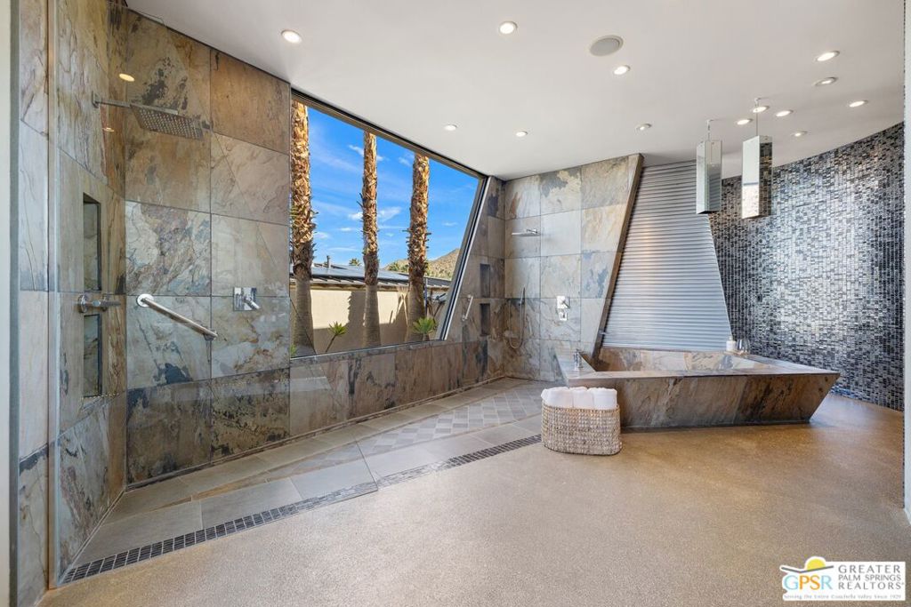 25 Sierra Vista Drive