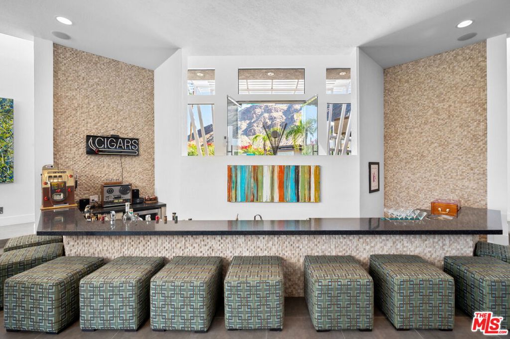 1650 E Murray Canyon Drive