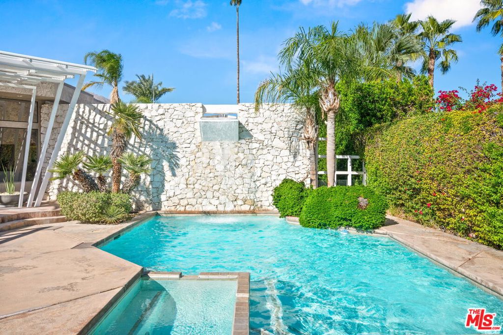 1650 E Murray Canyon Drive