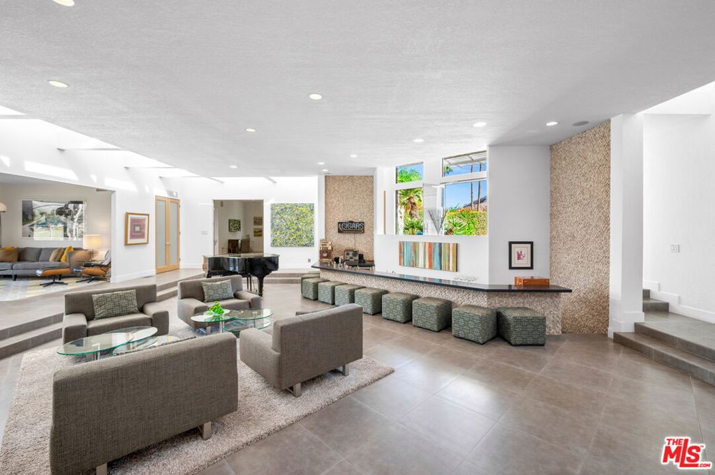 1650 E Murray Canyon Drive