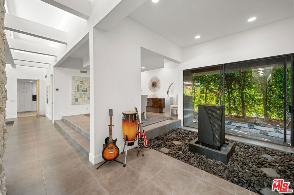 1650 E Murray Canyon Drive