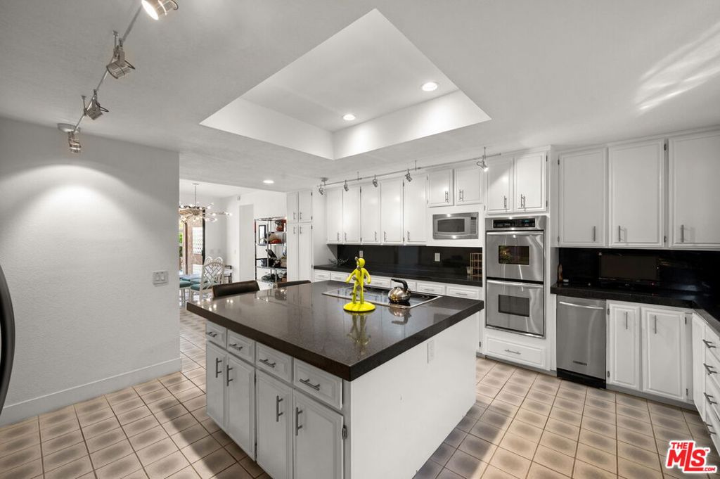 1650 E Murray Canyon Drive