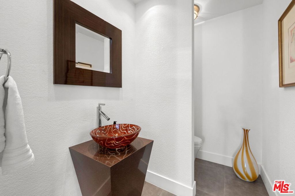 1650 E Murray Canyon Drive