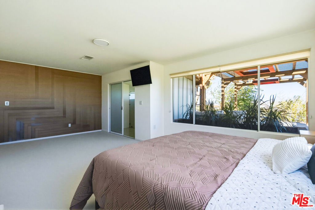 61194 Prescott Trail