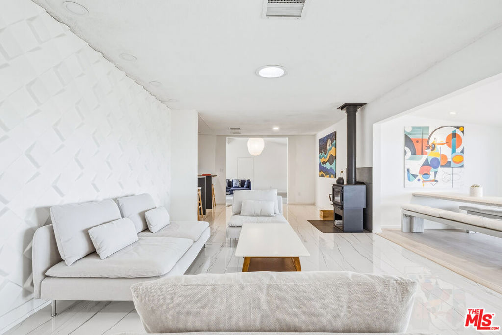 61194 Prescott Trail