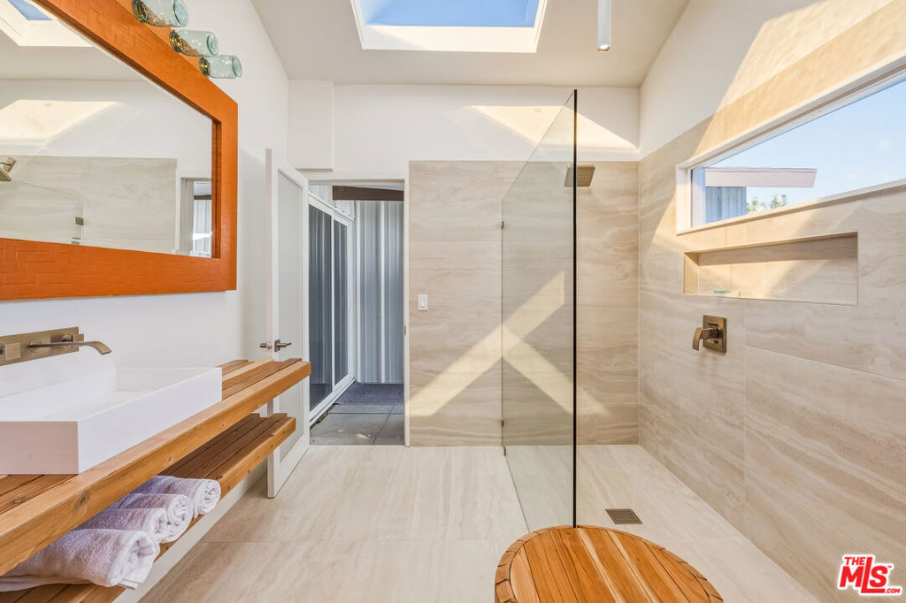 61194 Prescott Trail