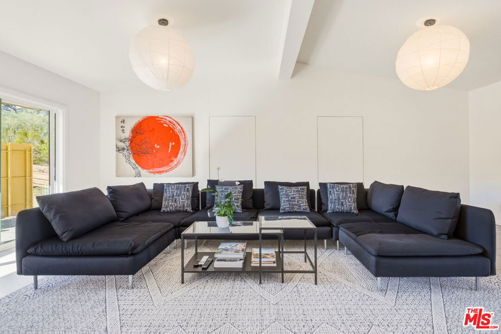 61194 Prescott Trail