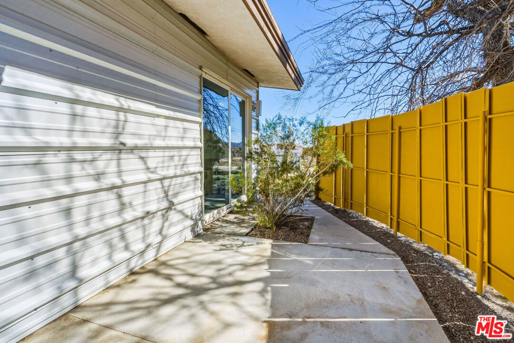 61194 Prescott Trail